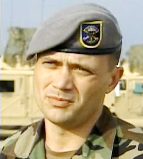 File:Example of USAF CWT Beret Flash-circa 2007.png