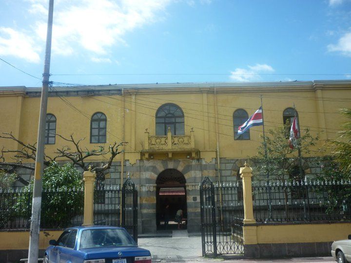 File:Fachada Liceo de Costa Rica.jpg