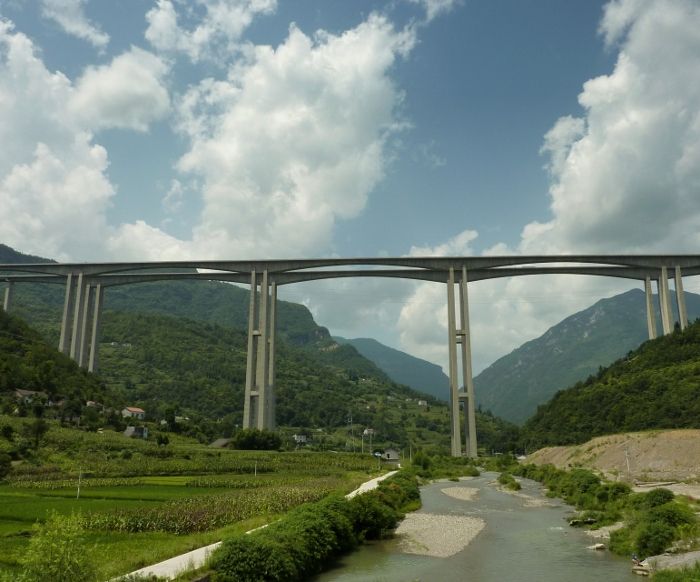 File:Longtanhe Bridge-1.jpg