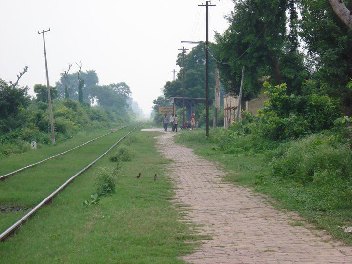 File:Partabpura Railway Station.jpg