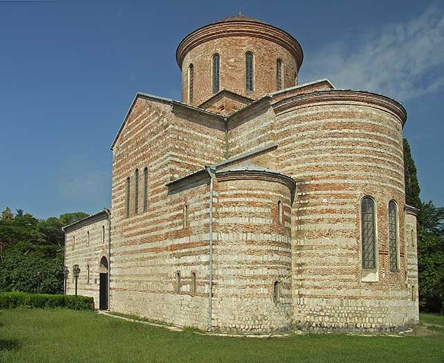 File:Pitsunda cathedral.jpg