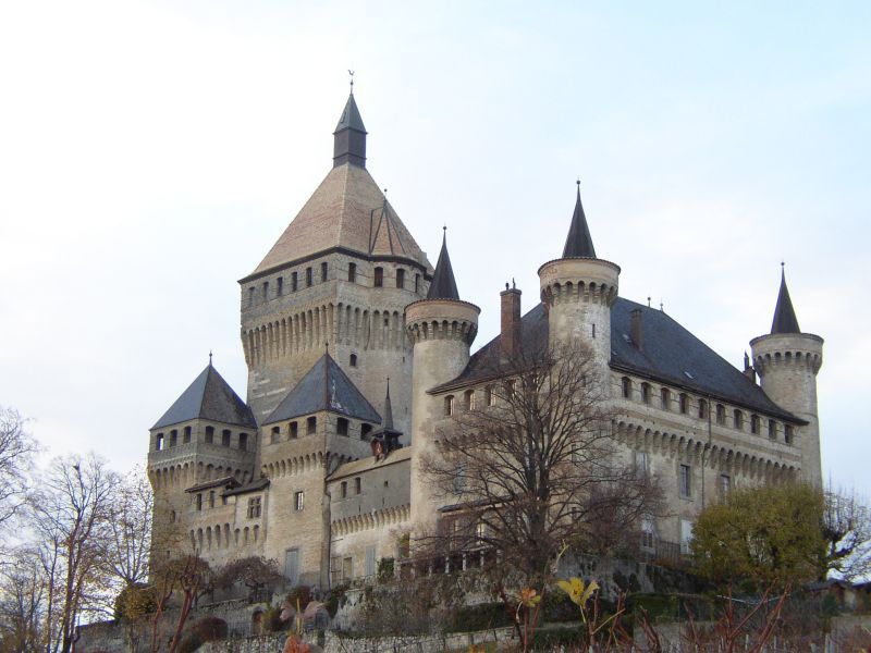 File:Chateau de Vufflens.jpg