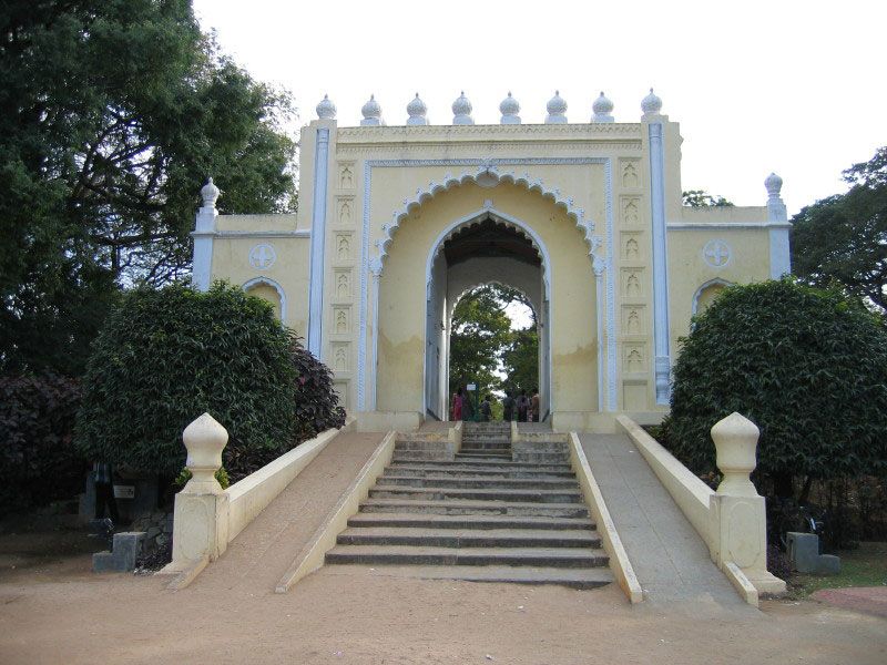 File:Daria-daulat-bagh-2.jpg