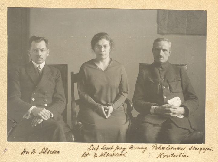 File:Founders of Lithuanian Sanitary Aid Society.jpg