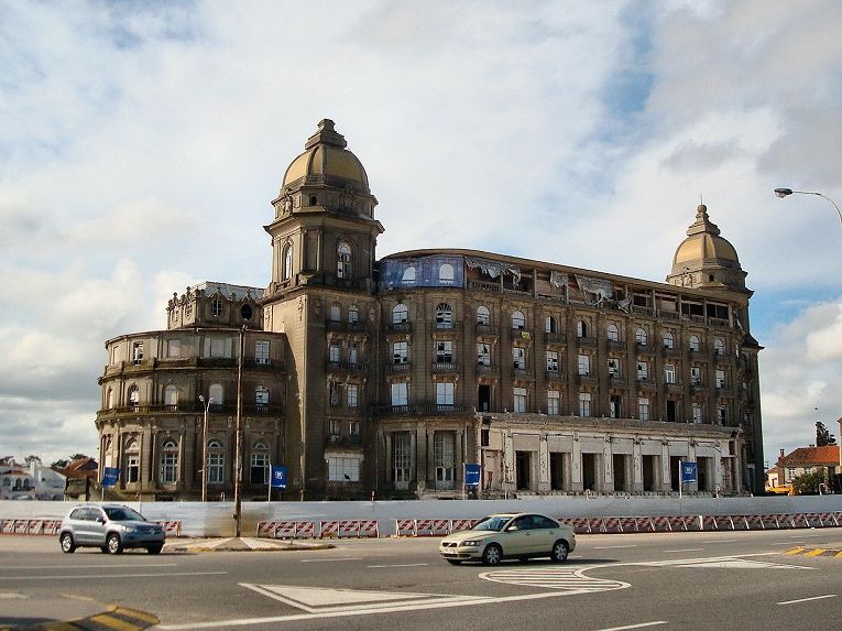 File:Hotel Carrasco.jpg