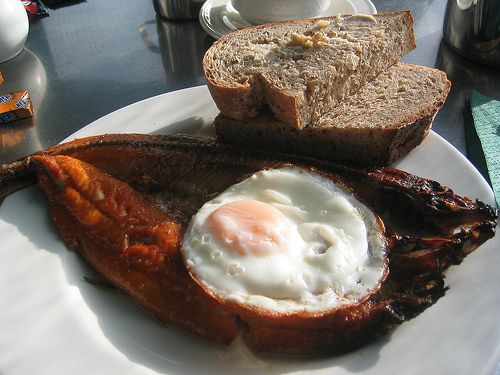 File:Kippers at Burton Bradstock.jpg