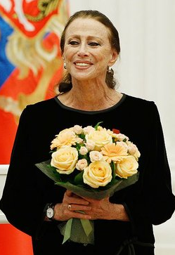 File:Maya Plisetskaya 2011.png