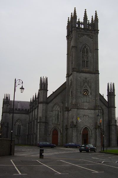 File:TuamCathedral01.jpg