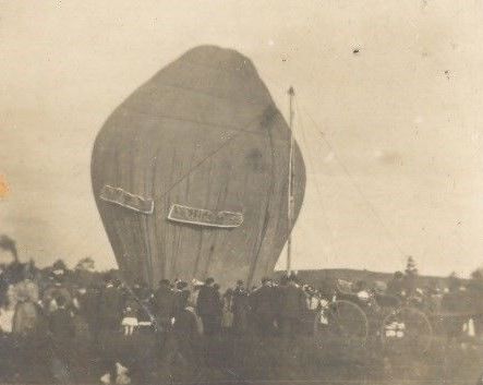 File:Zeno balloon 2.jpg