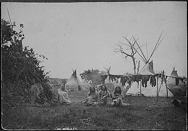 File:Cheyenne lodges with buffalo meat drying, 187.jpg