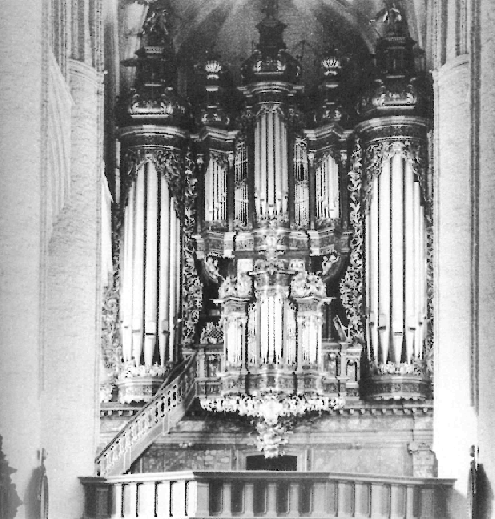 File:Hamburg St. Katharinen Orgel um 1900.png