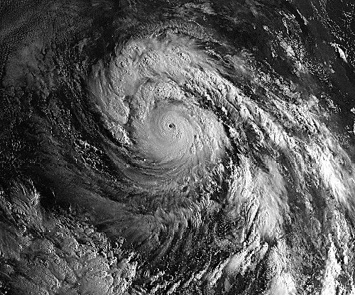 File:Hurricane Linda 12 sept 1997.jpg