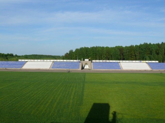 File:Mažeikių sporto centro stadionas.jpg