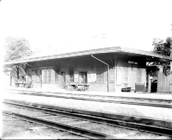 File:Narrowsburg Station.jpg