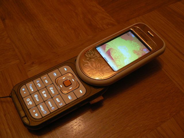 File:Nokia 7370 20061203.jpg