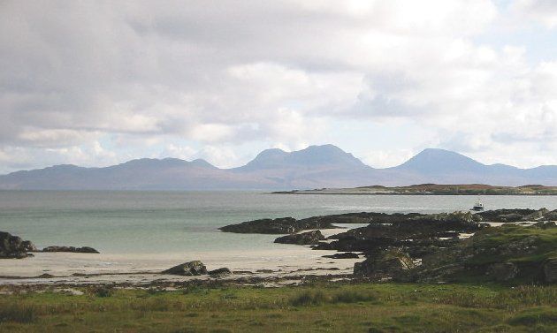 File:Oronsay - Hebrides.jpg