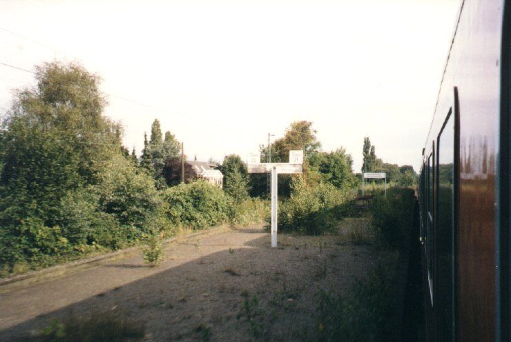 File:Speckenbuettel Bahnhof.jpg