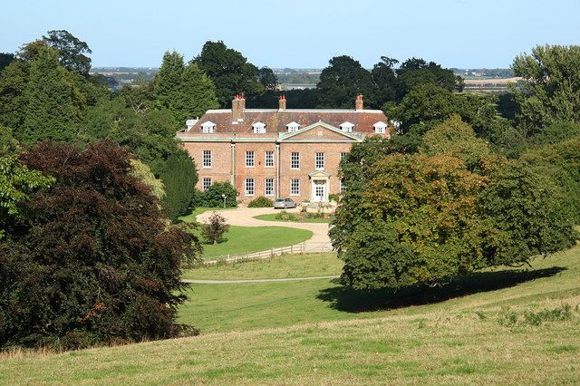 File:Well Vale Hall (geograph 2054580).jpg