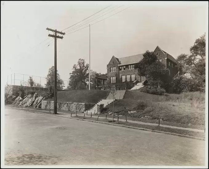 File:Barnard School for Boys ca. 1920.jpg