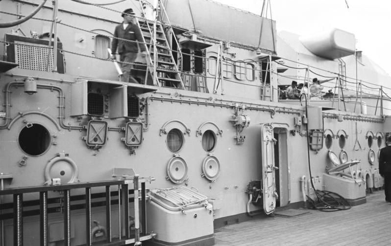 File:Bundesarchiv Bild 193-01-4-25, Schlachtschiff Bismarck.jpg