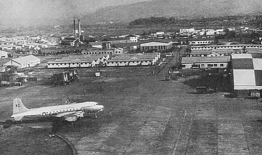 File:Itami Air Base in 1950s.JPG