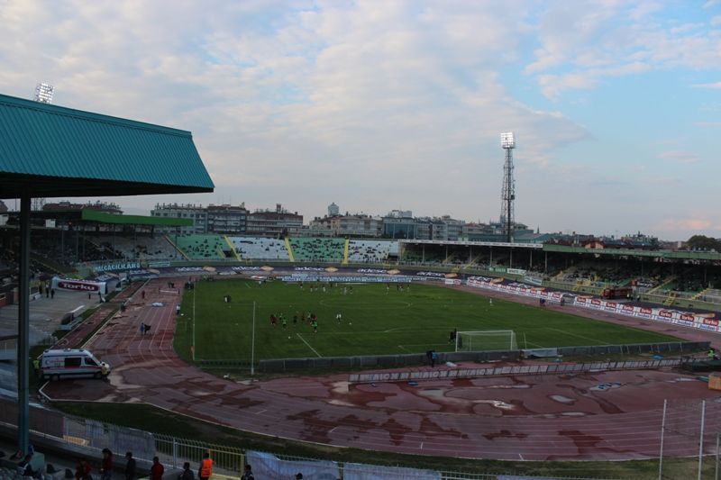 File:Konya Atatürk Stadyumu.jpg