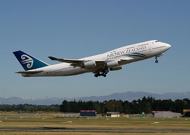 File:Air new zealand 747-400.jpg