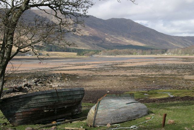 File:Applecross Bay - geograph.org.uk - 298257.jpg