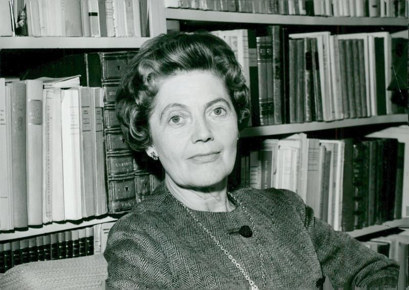 File:Dagmar-Edqvist-Vintage-photo-352361176804.jpg