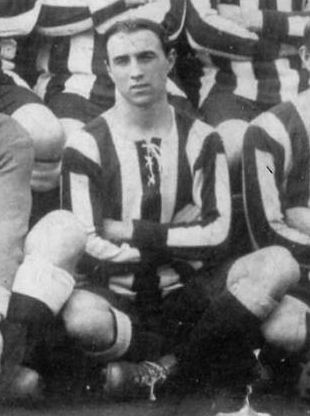 File:Jimmy Miller, English footballer.jpg