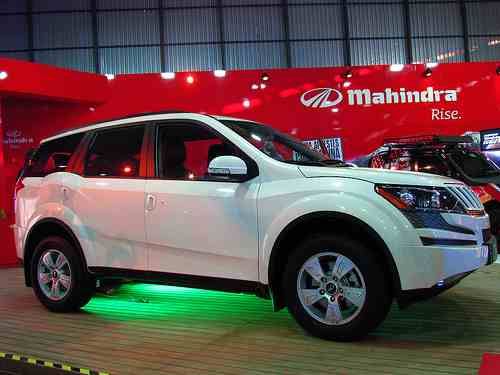 File:Mahindra XUV 500 W6 2013 (Ghana).jpg