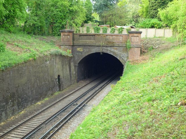 File:Redhill Tunnel.jpg