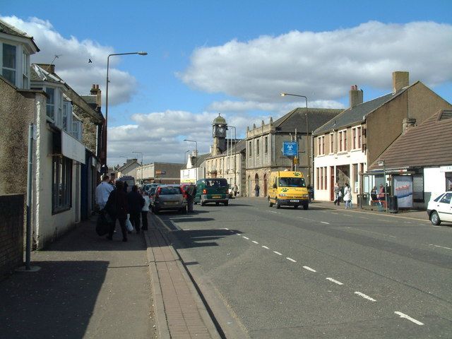 File:Whitburn - geograph.org.uk - 150688.jpg