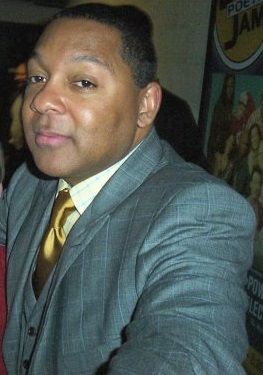 File:Wynton Marsalis, 2007-03-19 01.jpg