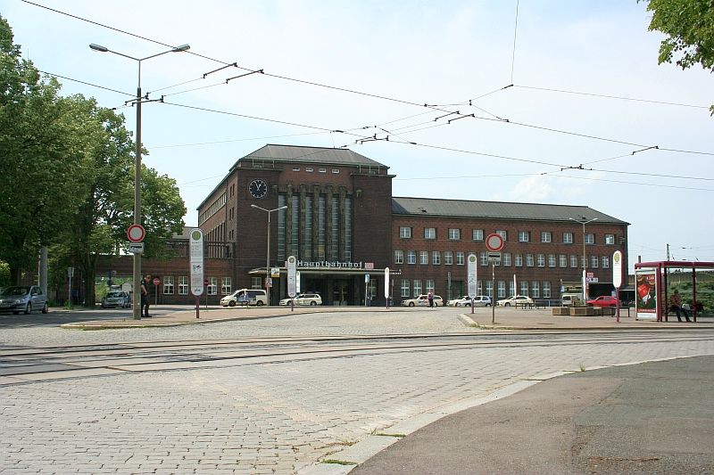 File:Zwickau Hauptbahnhof 2009-05-26.jpg