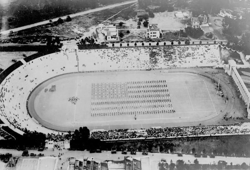 File:Bundesarchiv Bild 102-13799, San Diego, Stadion, Luftaufnahme.jpg