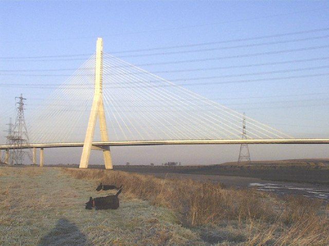 File:Flintshire Bridge - geograph.org.uk - 28512.jpg