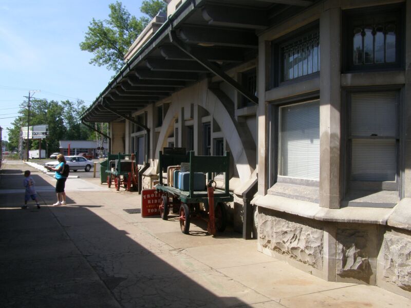 File:French Lick RR 352 Station.JPG