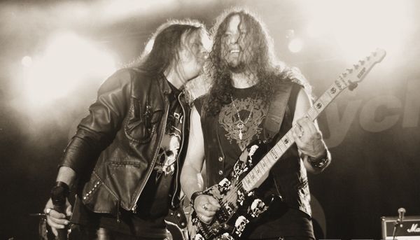 File:Todd la torre and michael wilton.jpg