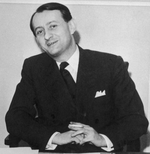 File:André Malraux vers 1945.jpg