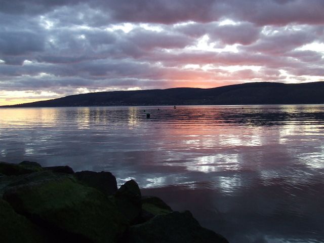 File:Clyde sunset - geograph.org.uk - 728484.jpg