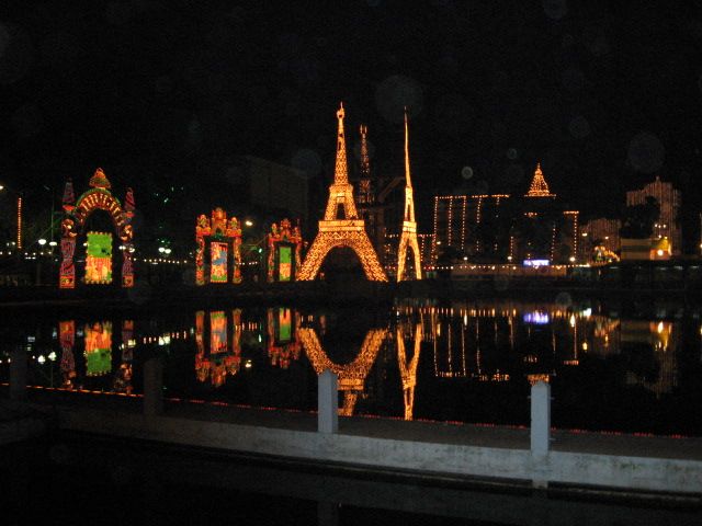 File:Durga Puja lighting at College Square.jpg