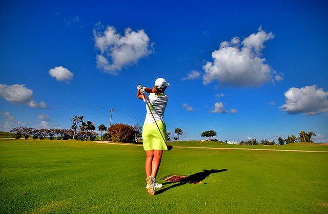 File:Lady golfer.jpg