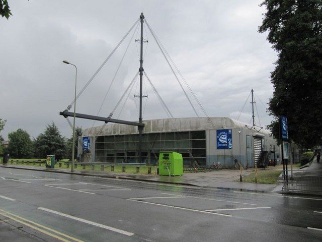 File:Oxford Ice Rink.jpg