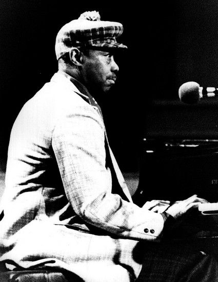 File:Pinetop Perkins 2.jpg