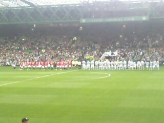 File:Pre-match, Celtic v Man U legends match.jpg