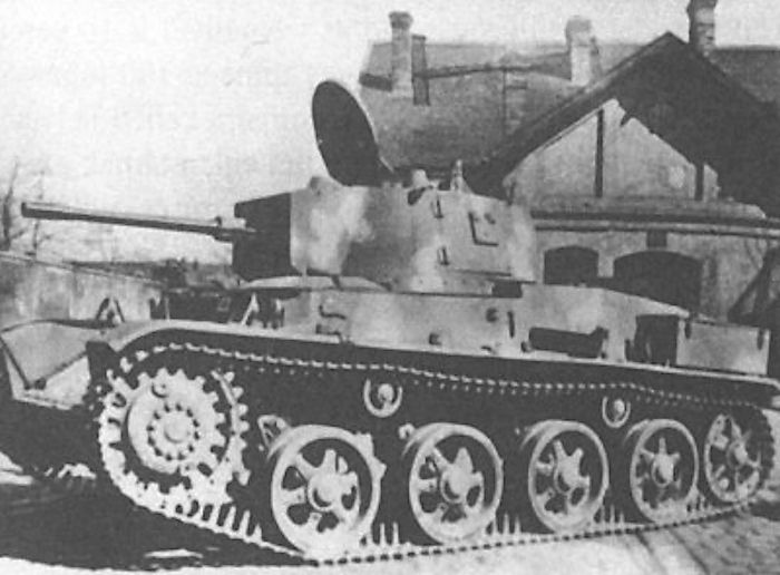 File:38M Toldi IIa 40mm.jpg