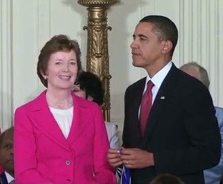 File:Mary Robinson, Barack Obama 2009.jpg