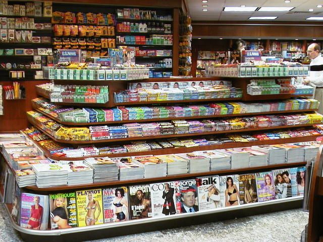 File:Newsstand.jpg