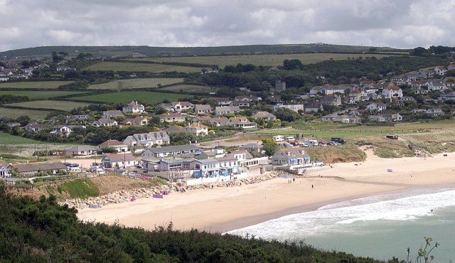 File:Praa Sands - geograph.org.uk - 31502.jpg